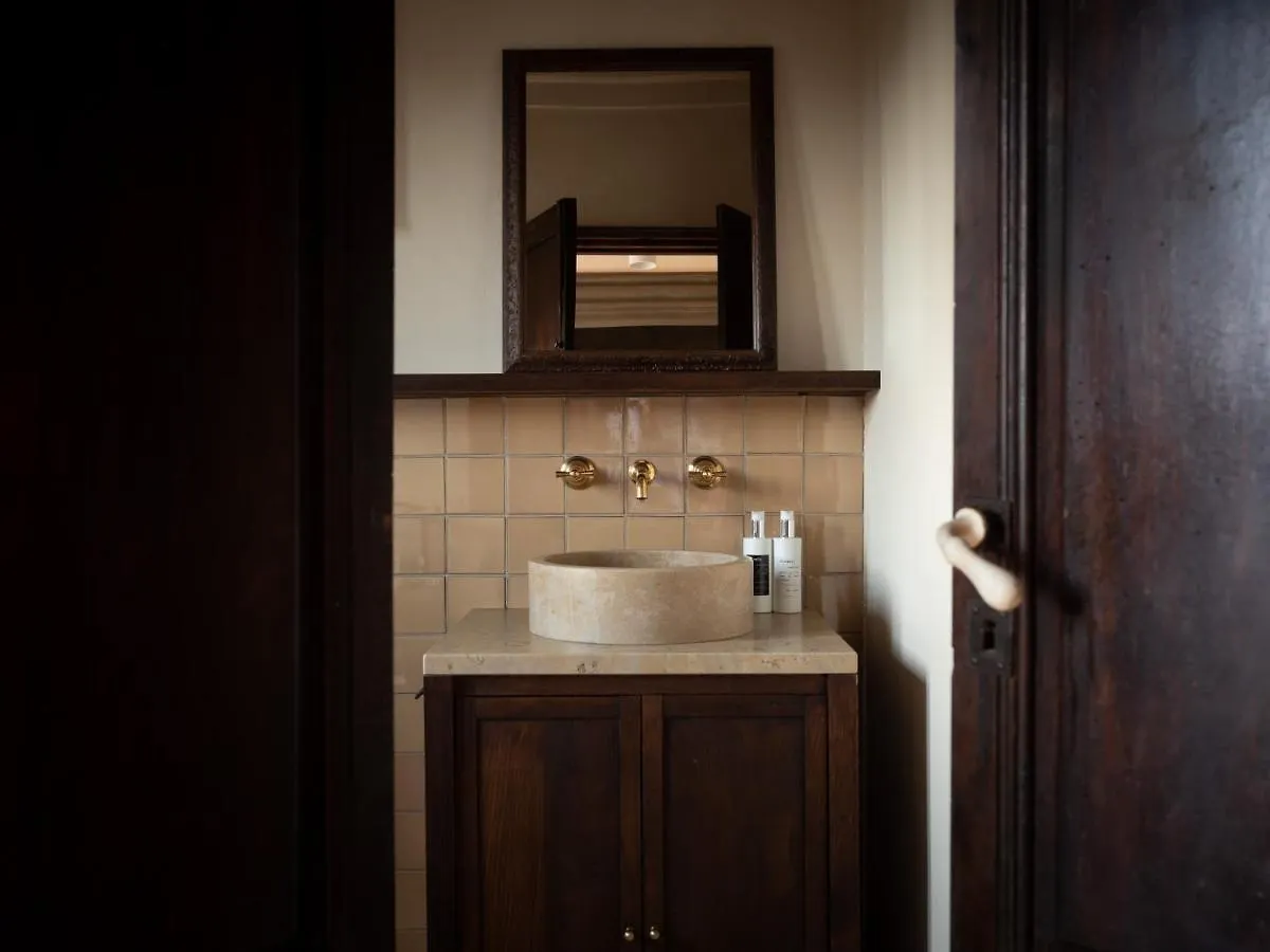 Can Campolier Porqueres Hotel